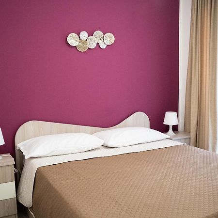 Bed and Breakfast Mamaloco Aeroporto di Catania Fontana Rossa Esterno foto