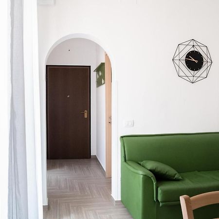 Bed and Breakfast Mamaloco Aeroporto di Catania Fontana Rossa Esterno foto